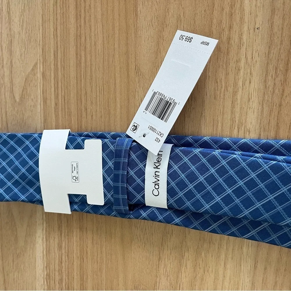 NEW CALVIN KLEIN Blue Stripe Tie $70 Silk Blend
